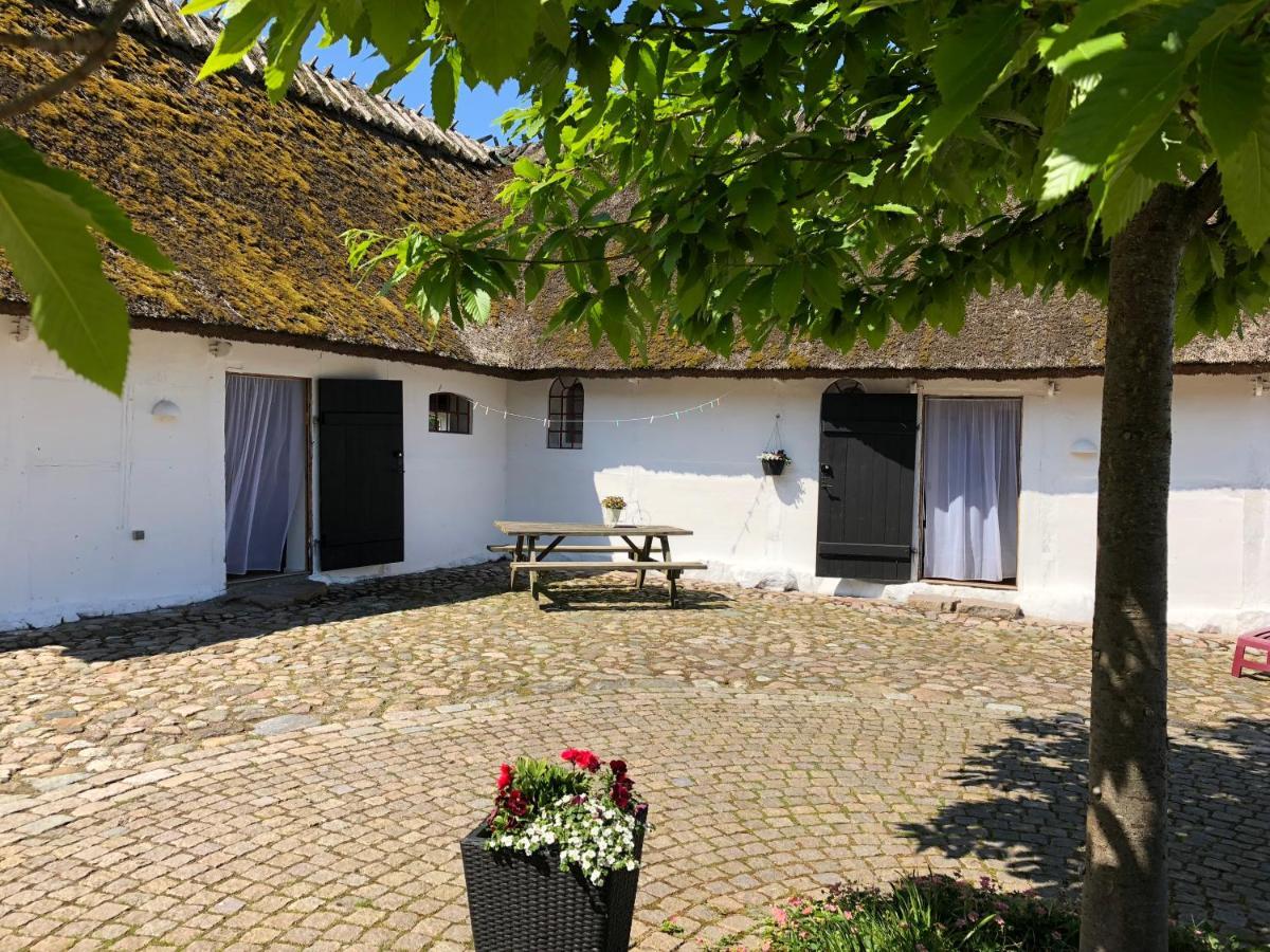 Stragarden Nyord Bed & Breakfast Exterior photo
